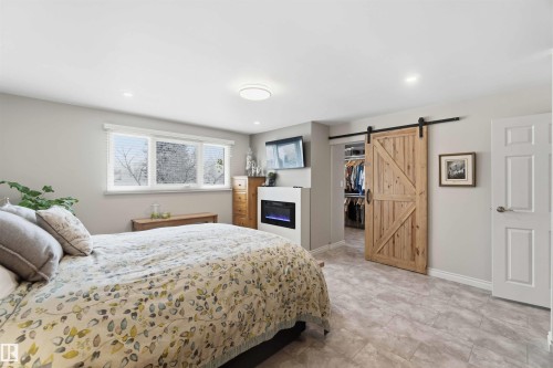 58 Patterson Cr, St. Albert, AB - Indoor Photo Showing Bedroom