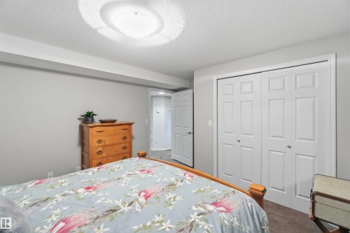 58 Patterson Cr, St. Albert, AB - Indoor Photo Showing Bedroom