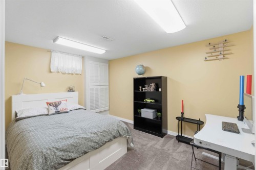 58 Patterson Cr, St. Albert, AB - Indoor Photo Showing Bedroom