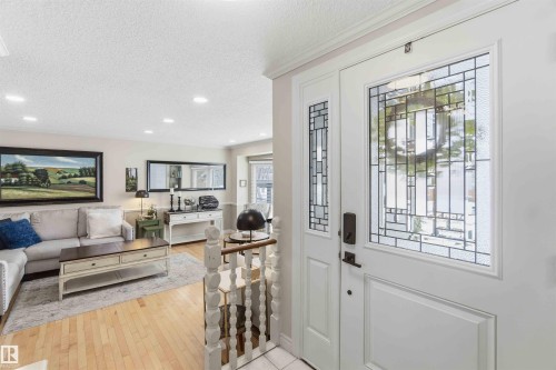 58 Patterson Cr, St. Albert, AB - Indoor