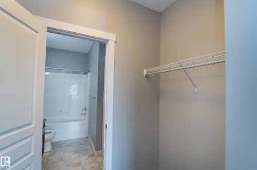 414 2207 44 Avenue, Edmonton, AB - Indoor