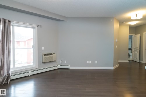 414 2207 44 Avenue, Edmonton, AB - Indoor Photo Showing Other Room