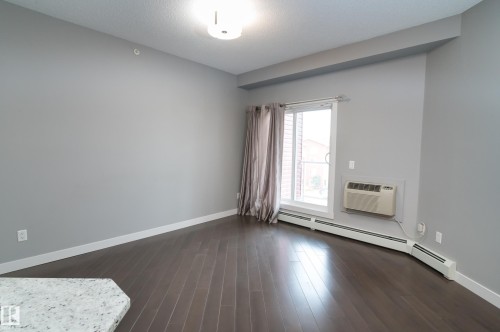 414 2207 44 Avenue, Edmonton, AB - Indoor Photo Showing Other Room