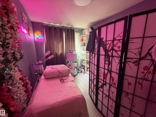 102 12409 82 Street, Edmonton, AB - Indoor Photo Showing Other Room