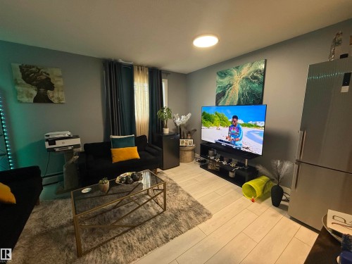 102 12409 82 Street, Edmonton, AB - Indoor