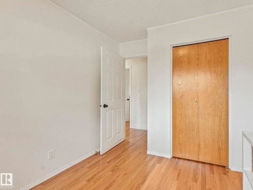 168 Humberstone Road, Edmonton, AB - Indoor Photo Showing Other Room