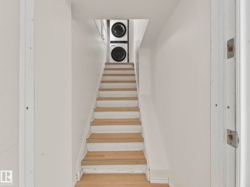 168 Humberstone Road, Edmonton, AB - Indoor Photo Showing Other Room