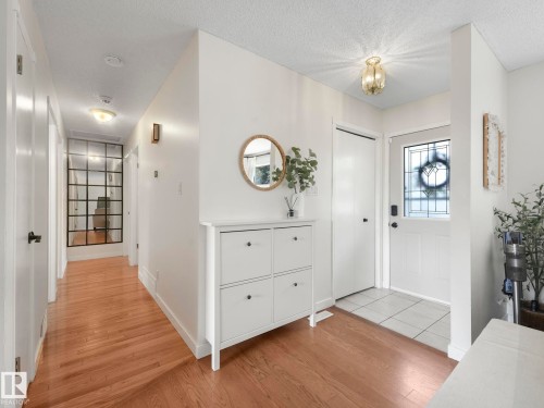168 Humberstone Road, Edmonton, AB - Indoor Photo Showing Other Room
