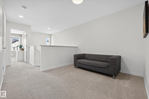 3670 Erlanger Road, Edmonton, AB - Indoor Photo Showing Other Room