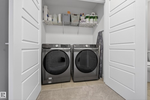 3670 Erlanger Road, Edmonton, AB - Indoor Photo Showing Laundry Room