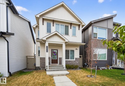 3670 Erlanger Road, Edmonton, AB - Outdoor With Facade