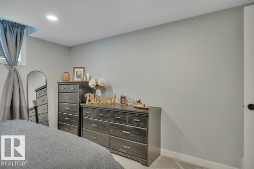 38 Avonlea Way, Spruce Grove, AB - Indoor Photo Showing Bedroom