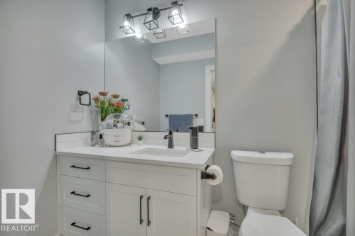 38 Avonlea Way, Spruce Grove, AB - Indoor Photo Showing Bathroom