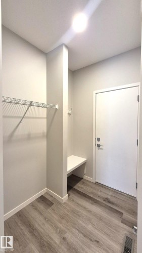 5120 23 Avenue, Edmonton, AB - Indoor
