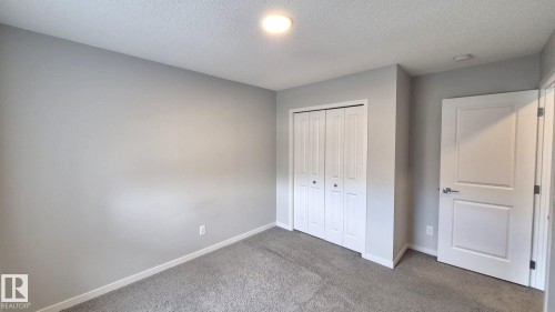 5120 23 Avenue, Edmonton, AB - Indoor Photo Showing Other Room