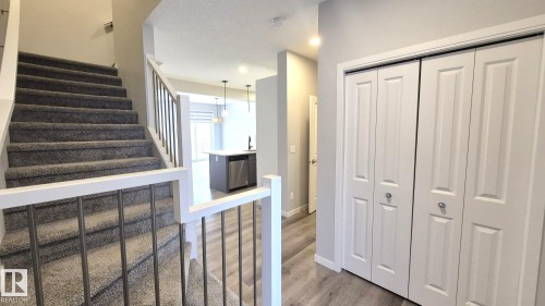 5120 23 Avenue, Edmonton, AB - Indoor Photo Showing Other Room