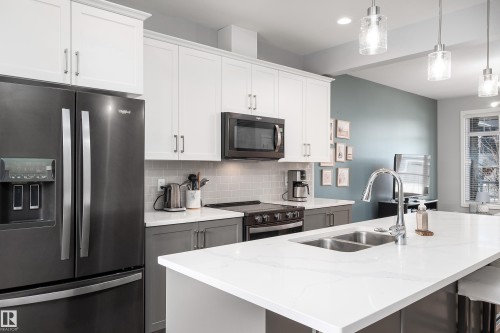 1330 Enright Landing, Edmonton, AB - Indoor Photo Showing Kitchen With Stainless Steel Kitchen With Double Sink With Upgraded Kitchen