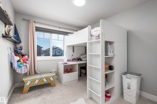 1330 Enright Landing, Edmonton, AB - Indoor