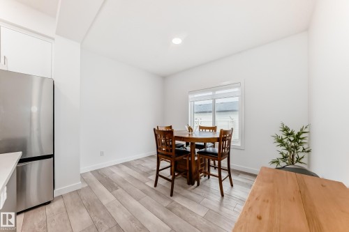 6620 46 Avenue, Beaumont, AB - Indoor Photo Showing Dining Room