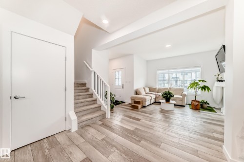 6620 46 Avenue, Beaumont, AB - Indoor