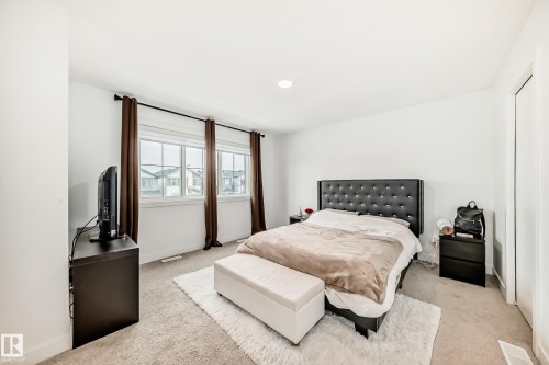 6620 46 Avenue, Beaumont, AB - Indoor Photo Showing Bedroom