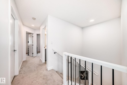 6620 46 Avenue, Beaumont, AB - Indoor Photo Showing Other Room
