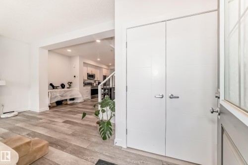 6620 46 Avenue, Beaumont, AB - Indoor Photo Showing Other Room