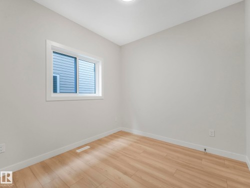 11 Dalquist Bay, Leduc, AB - Indoor Photo Showing Other Room