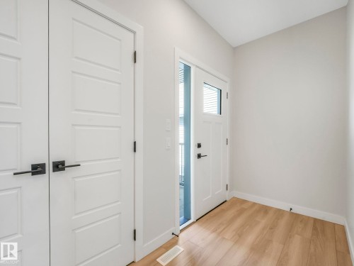 11 Dalquist Bay, Leduc, AB - Indoor Photo Showing Other Room