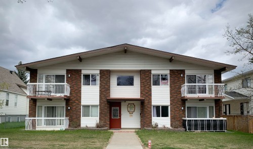 8924 85 Avenue, Edmonton, AB - Outdoor With Balcony With Facade