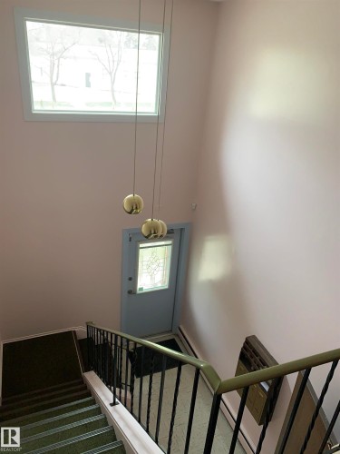 8924 85 Avenue, Edmonton, AB - Indoor Photo Showing Other Room