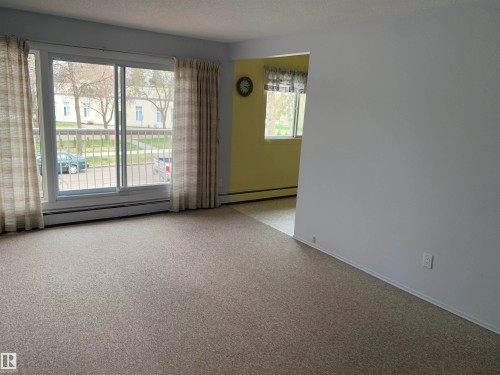 8924 85 Avenue, Edmonton, AB - Indoor Photo Showing Other Room