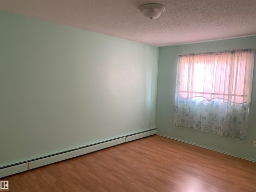 8924 85 Avenue, Edmonton, AB - Indoor Photo Showing Other Room