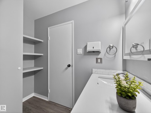 18F Callingwood Court, Edmonton, AB - Indoor