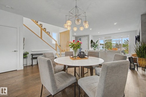 11406 55 Avenue, Edmonton, AB - Indoor Photo Showing Dining Room