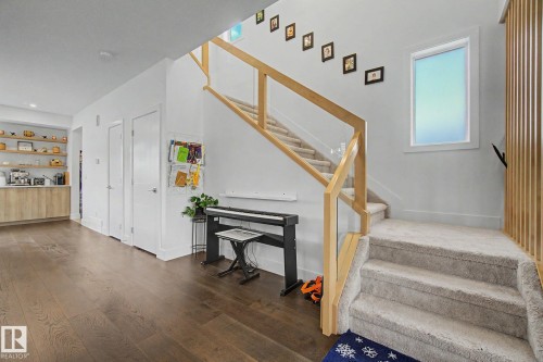 11406 55 Avenue, Edmonton, AB - Indoor Photo Showing Other Room