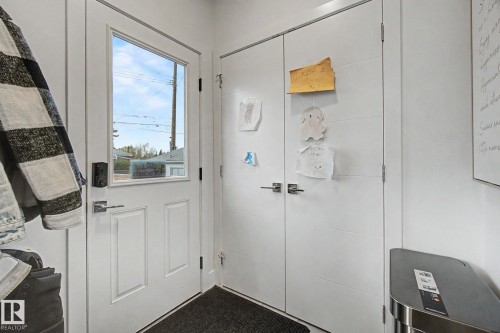11406 55 Avenue, Edmonton, AB - Indoor Photo Showing Other Room