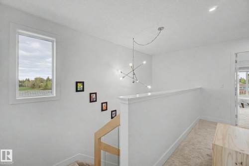 11406 55 Avenue, Edmonton, AB - Indoor Photo Showing Other Room