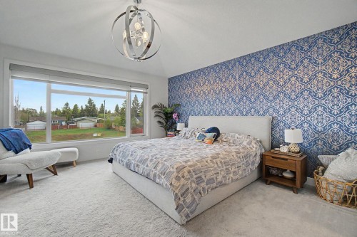 11406 55 Avenue, Edmonton, AB - Indoor Photo Showing Bedroom