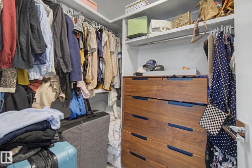 11406 55 Avenue, Edmonton, AB - Indoor With Storage