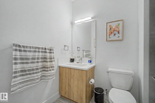 11406 55 Avenue, Edmonton, AB - Indoor Photo Showing Bathroom