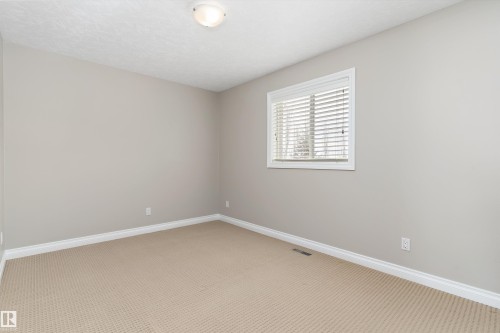 231 Greenfield Way, Fort Saskatchewan, AB - Indoor Photo Showing Other Room
