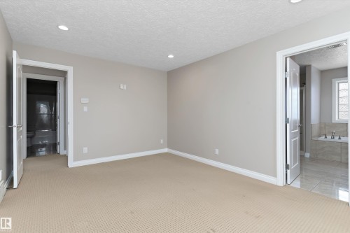231 Greenfield Way, Fort Saskatchewan, AB - Indoor Photo Showing Other Room