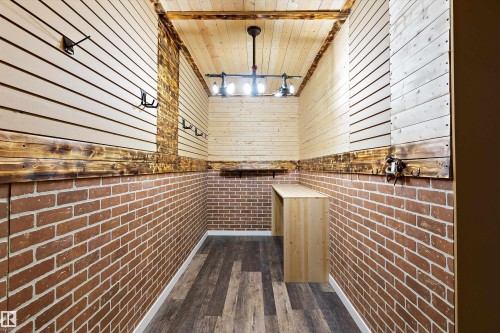 231 Greenfield Way, Fort Saskatchewan, AB - Indoor Photo Showing Other Room