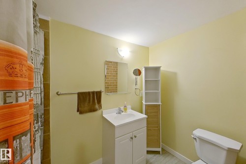 11612 130 Avenue, Edmonton, AB - Indoor