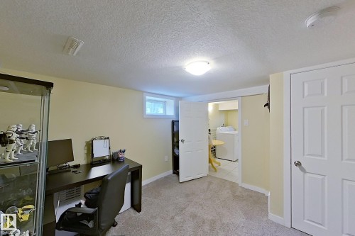 11612 130 Avenue, Edmonton, AB - Indoor Photo Showing Office