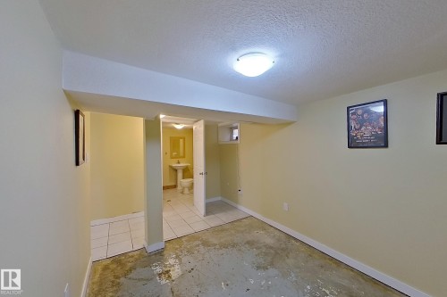 11612 130 Avenue, Edmonton, AB - Indoor Photo Showing Other Room