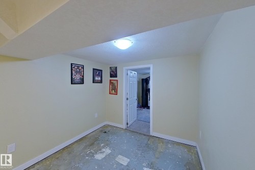 11612 130 Avenue, Edmonton, AB - Indoor Photo Showing Other Room