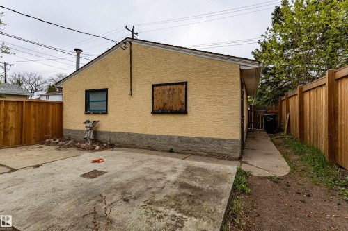 11612 130 Avenue, Edmonton, AB - Outdoor