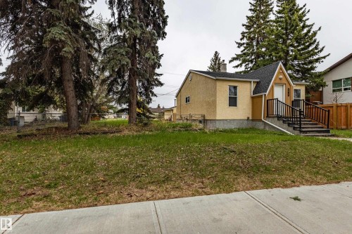 11612 130 Avenue, Edmonton, AB - Outdoor